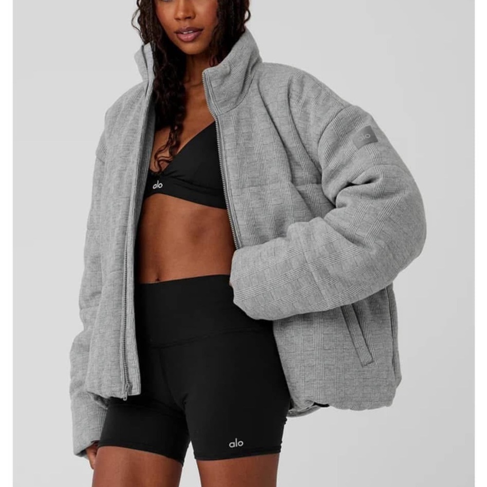 ALO Yoga Gray Puffer Jacket with High Collar and Oversized Fit